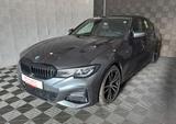 BMW 320 d Lim. xDr.*M SPORT*LASER-HUD-HIFI-ACC-R.KAM - BMW 320: 320d M Sport