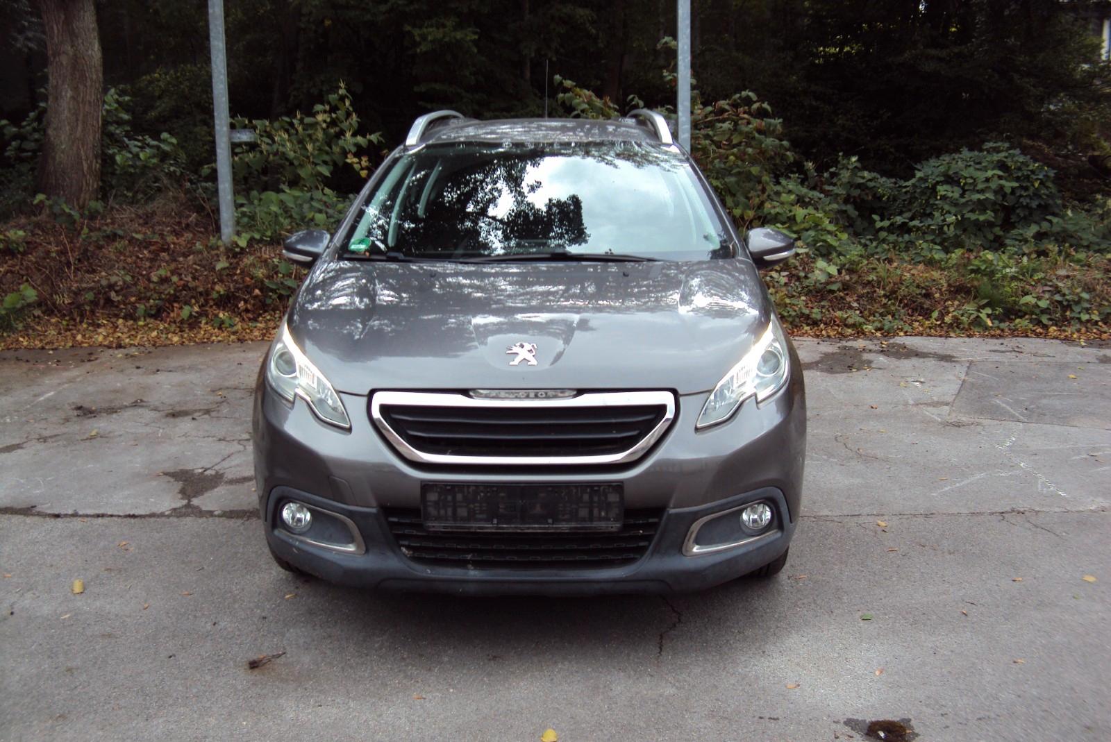Peugeot 2008 Active-AUTOMATIK-NAVI-KLIMA--79000KM