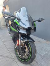 Kawasaki ZX 10 R - KAWASAKI ZX10R
