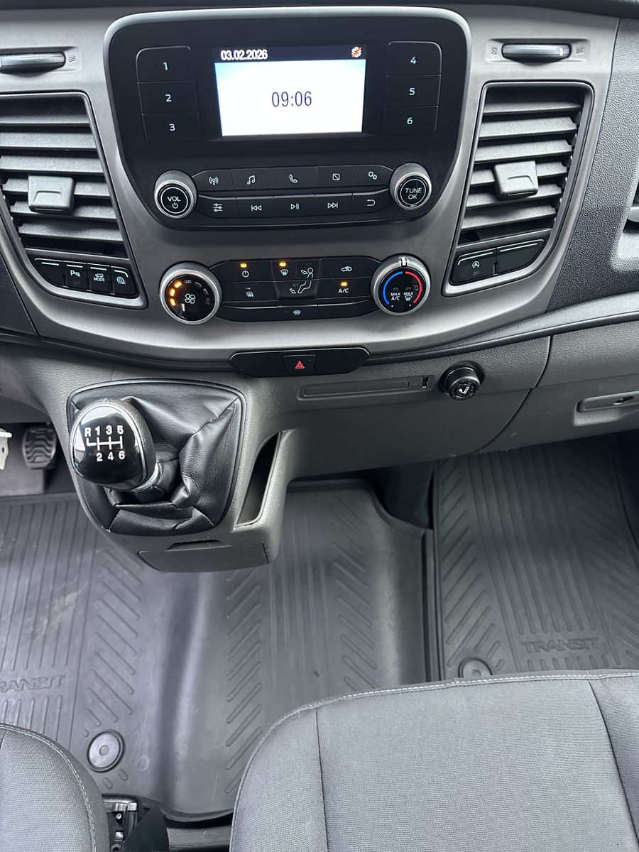 Fahrzeugabbildung Ford Transit Custom 300 L2H1 KAMERA+SICHT-PAKET+PP