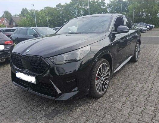 Image of BMW X2