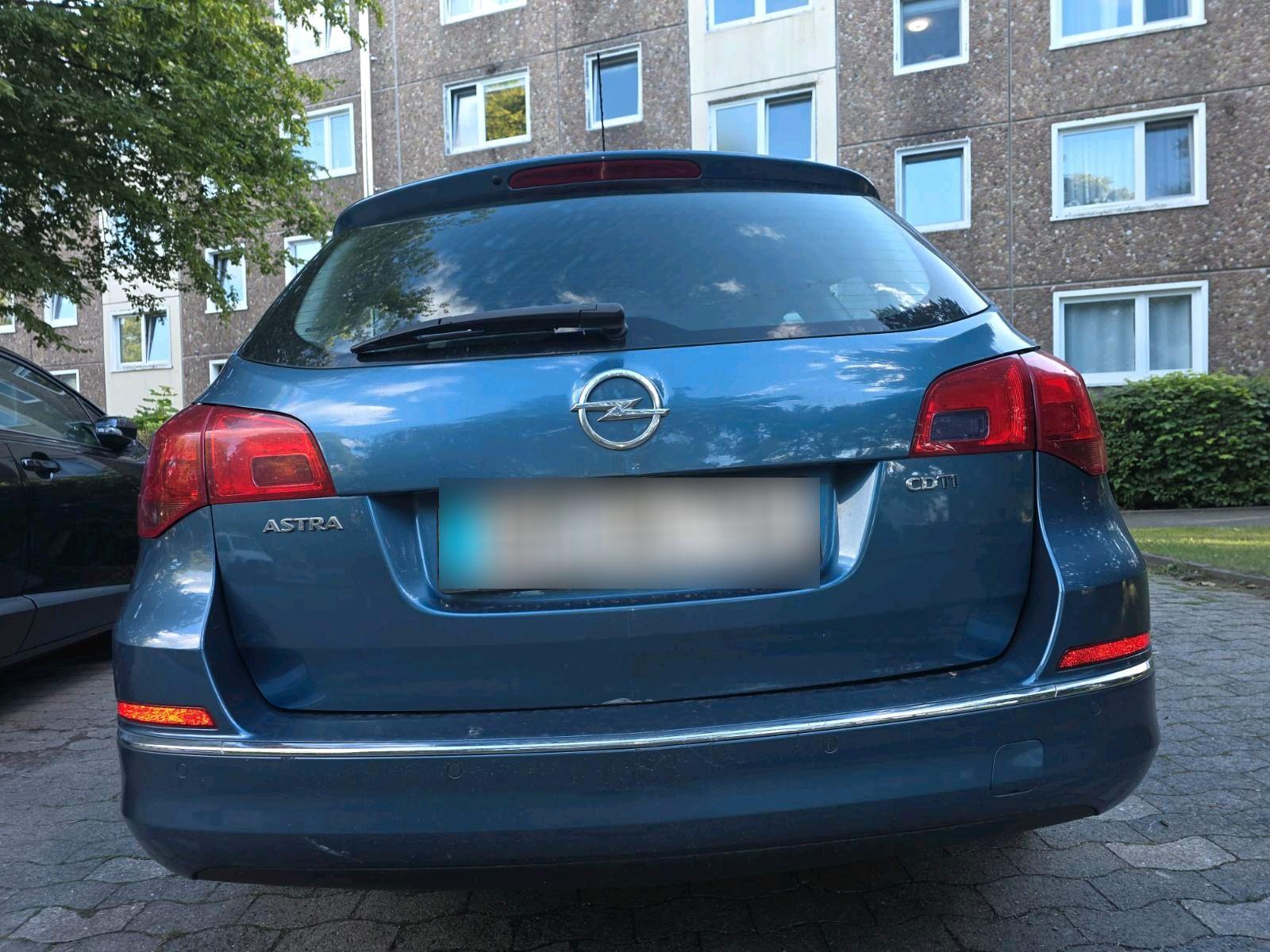 Opel Astra 2015 — engine 136 HP (100kW)