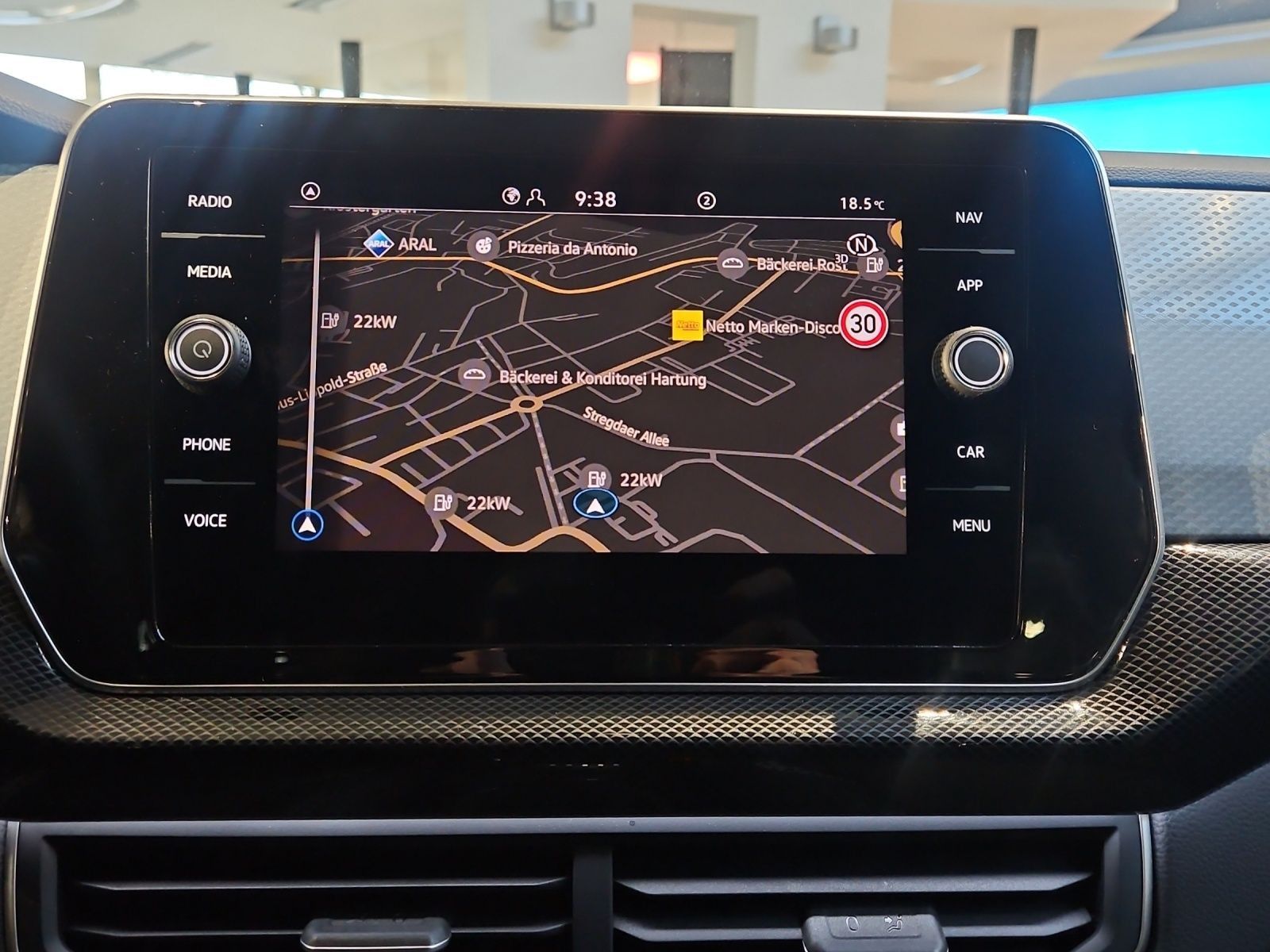 Volkswagen T-Cross - Bild 8