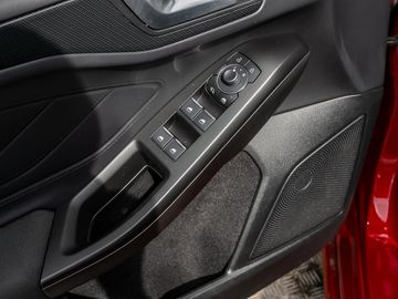 Ford Focus ST-Line X ACC B&O el. HECKKL Kamera