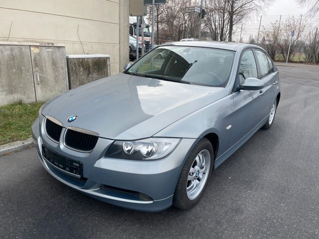 BMW 318i Limosine*Klima*Navi*Sitzheizung*3.Besitz*