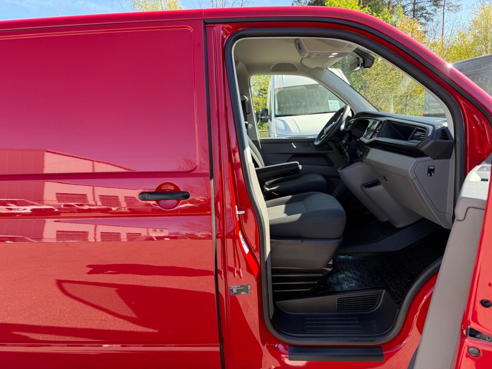 Volkswagen T6.1 Transporter 2.0 TDI LED KAMERA TEMPOMAT STH