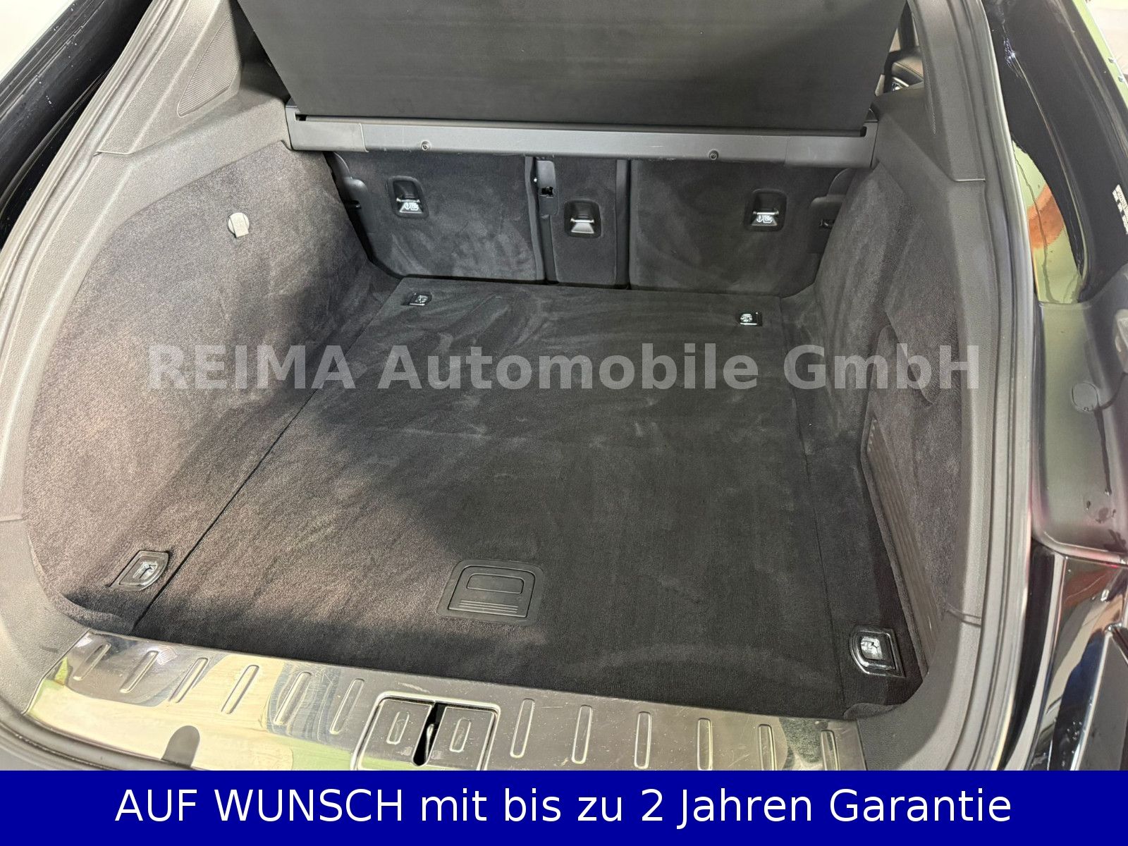 Fahrzeugabbildung Porsche Panamera Sport Turismo 4 E-Hybrid, Sport Chrono