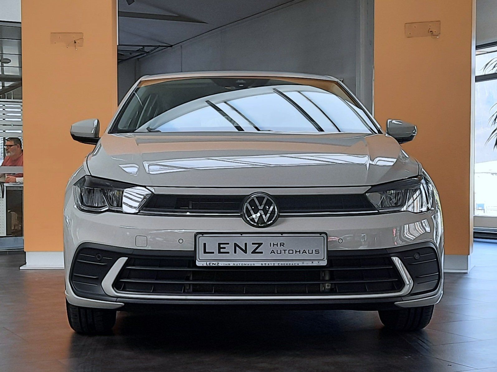 Fahrzeugabbildung Volkswagen Polo TSI DSG Life *LED*Einparkh*Sitzhzg*AppCon.*