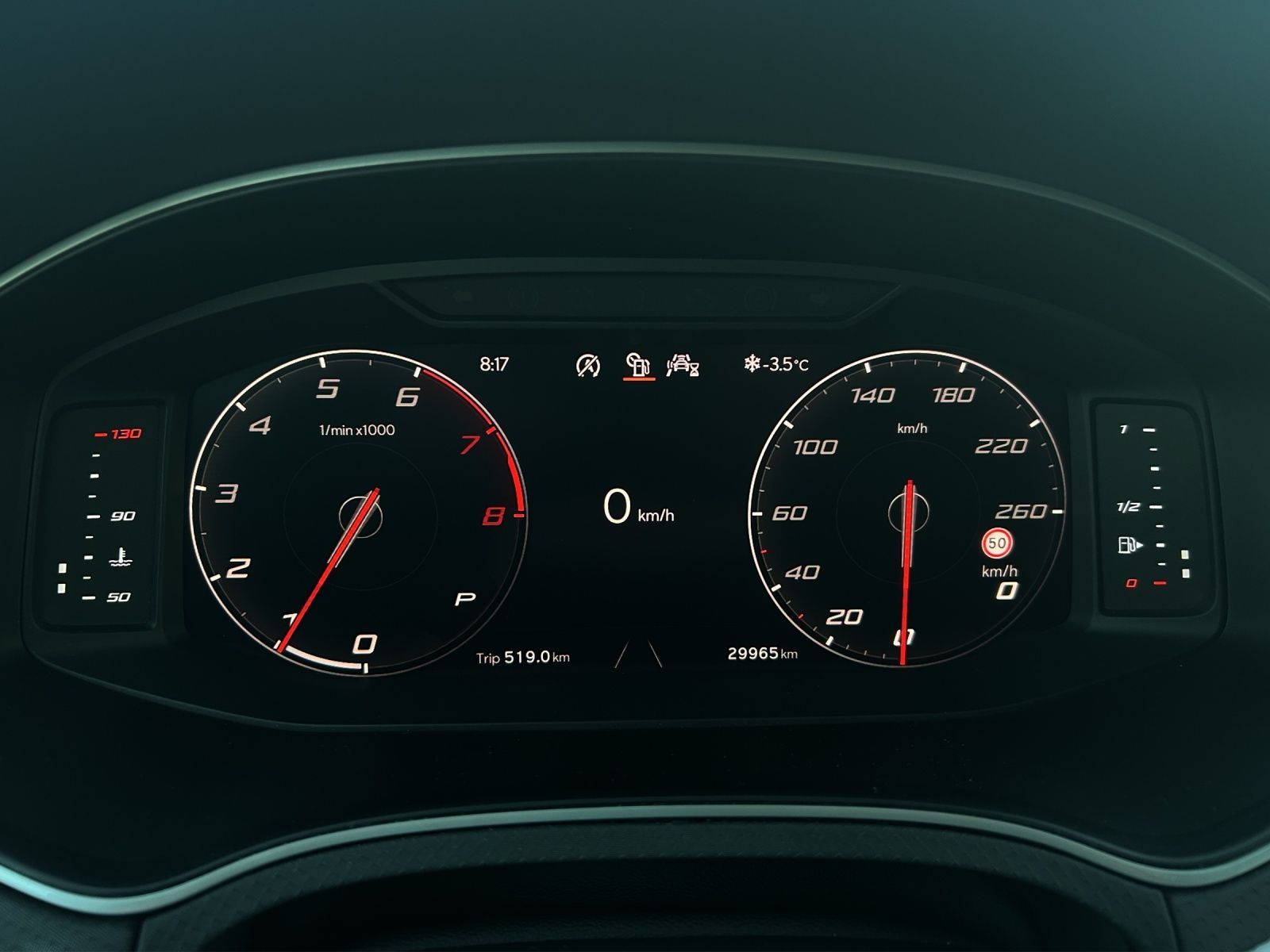 Fahrzeugabbildung SEAT Arona TSI FR-Line DSG LED Navi AID ACC RFK SH LM