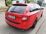 Skoda Octavia 2.0 TSI RS 230 Combi RS - Skoda Octavia: Rot, RS