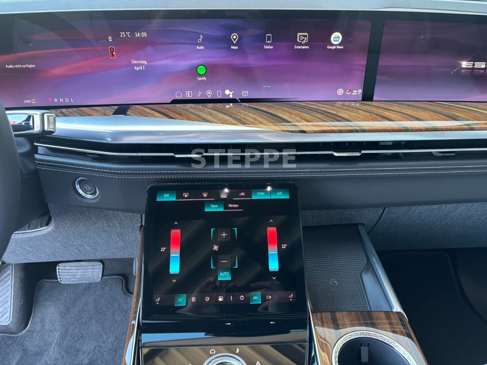 Cadillac Escalade FACELIFT MY26 6.2 V8 ESV Sport Platinum