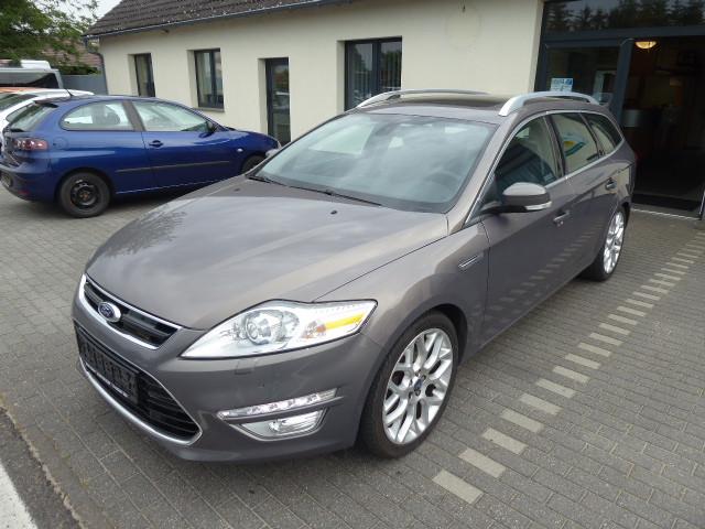 Ford Mondeo 2012 — rear view