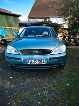 Ford Mondeo Ghia V6 - Ford Mondeo mit Benzin-Antrieb: Limousine, V6 Ghia