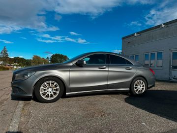Mercedes CLA 200 - 6