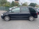 Volkswagen Sharan Trendline *SHZ*BT*7-SITZER*AHK* - Volkswagen Sharan aus 2010