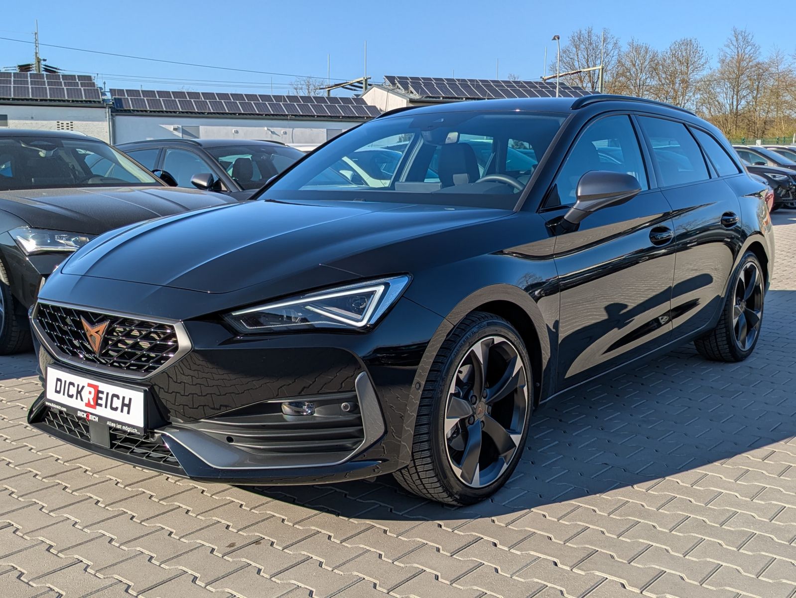 Fahrzeugabbildung CUPRA Leon 1.5 eTSI DSG MATRIX-LED*ACC*APP*KAMERA*18"
