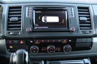 Volkswagen T6 Multivan Lang LR 150PS DSG 2-2-2 Navi AHK GRA