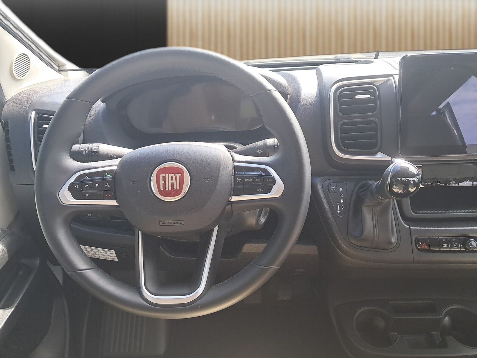 Fahrzeugabbildung Malibu Van comfort 640 LE Automatik.AHK,Markise