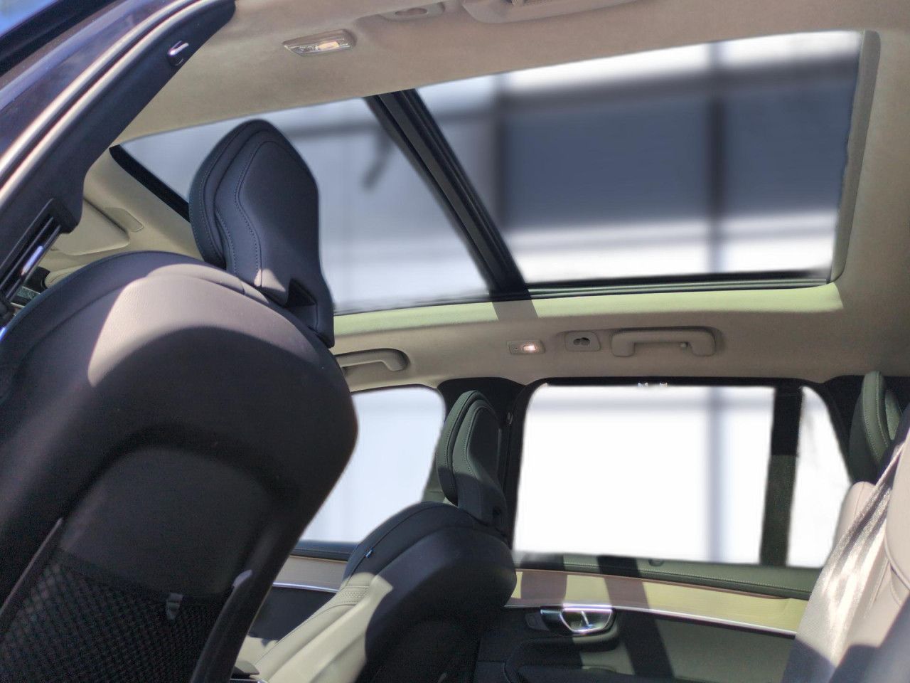 Volvo XC90 - Bild 22