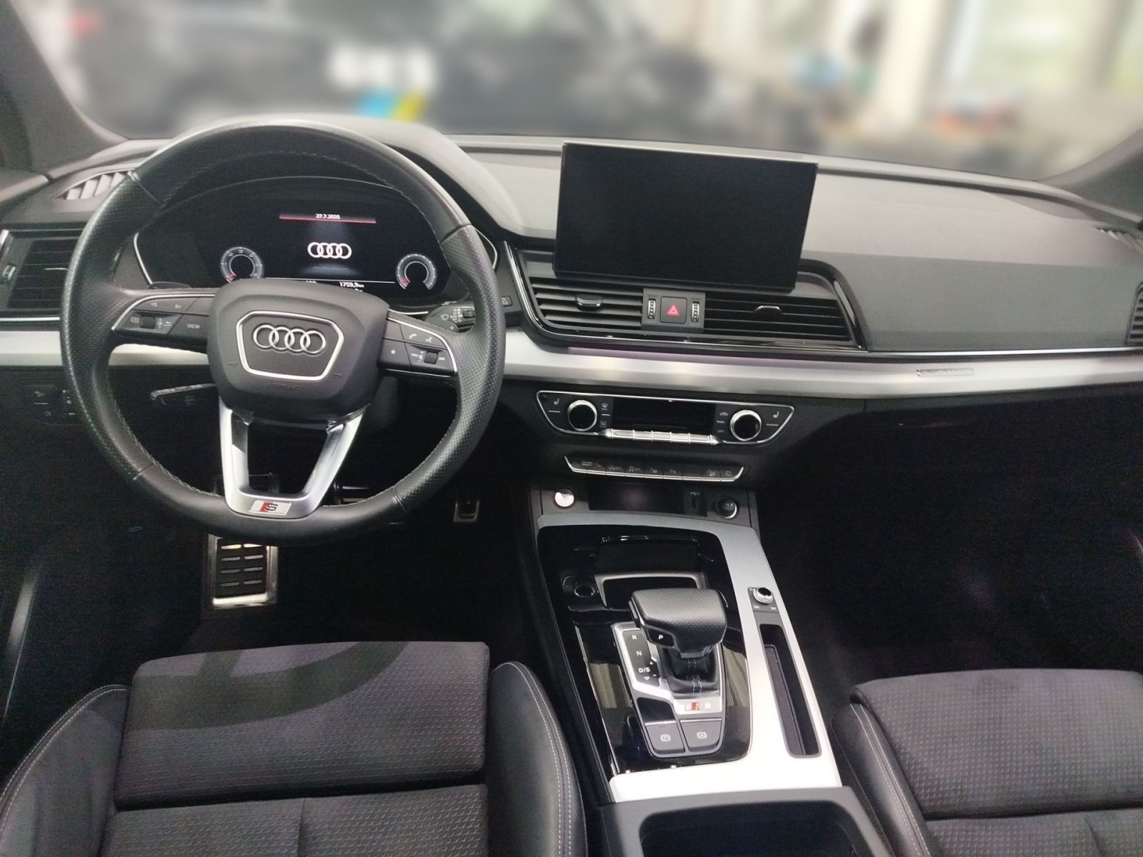 Audi SQ5 - Bild 11