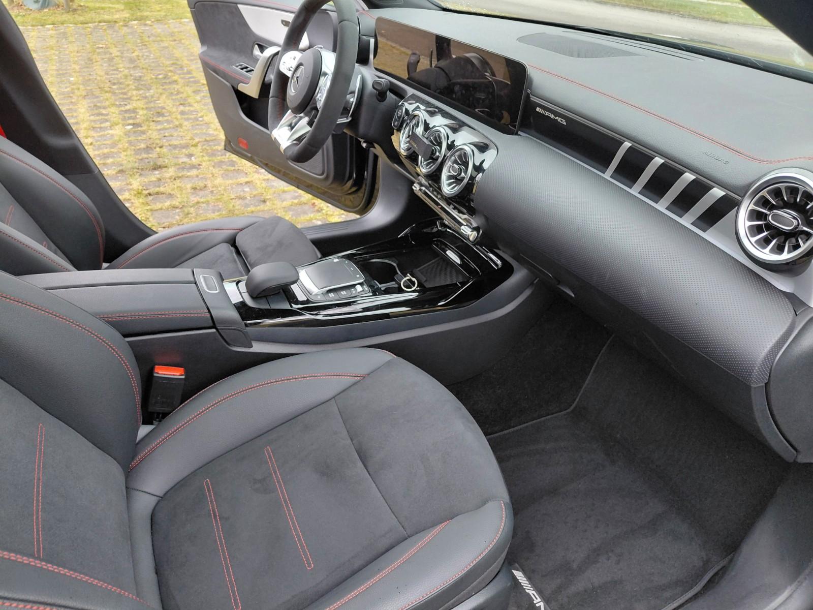 Mercedes-Benz CLA 35 AMG Shooting Brake CLA 35 4MATIC DCT ...