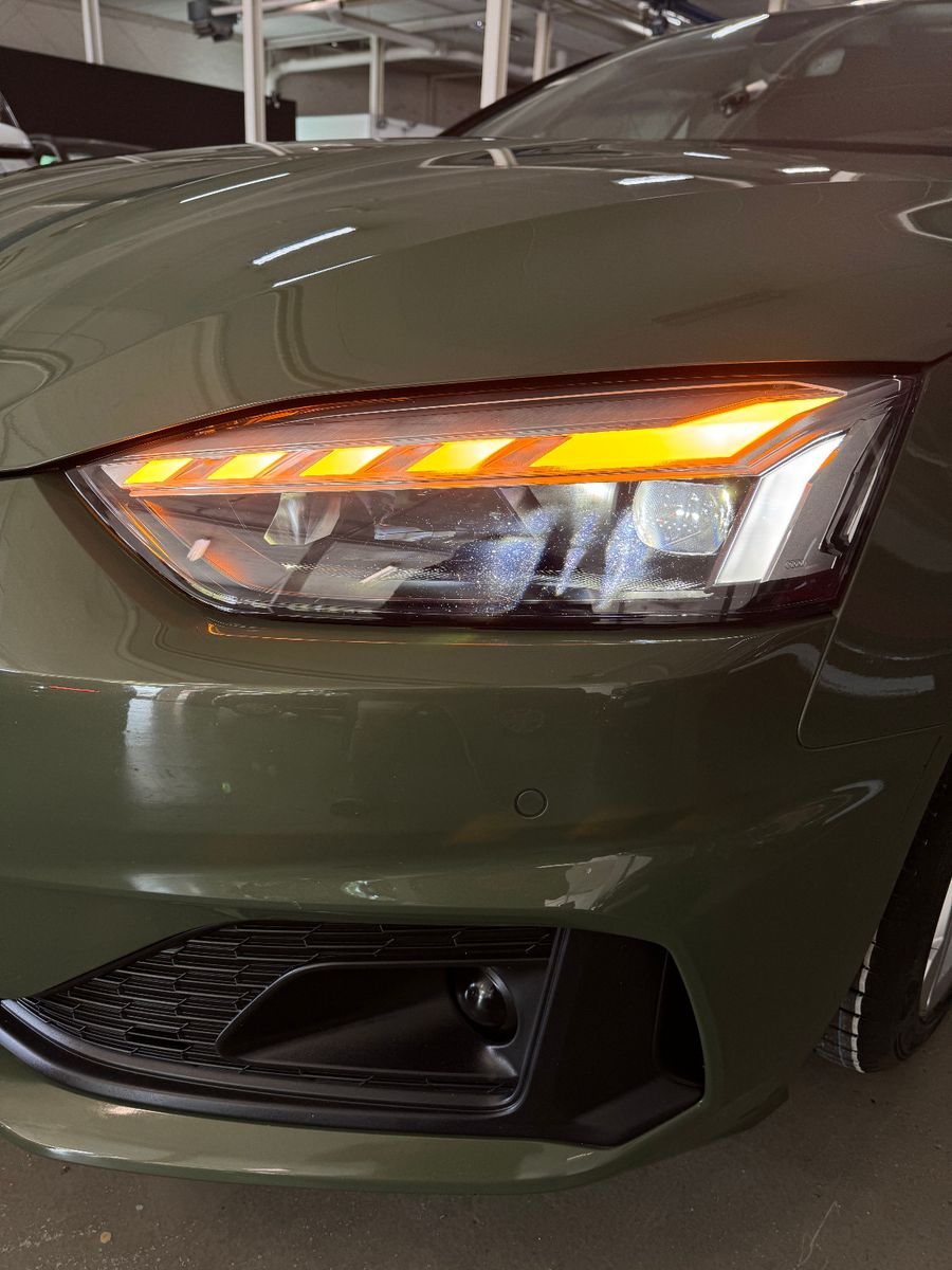 Fahrzeugabbildung Audi A5 SP S-TRONIC SONDERLACKIERUNG S-LINE MEGA VOLL