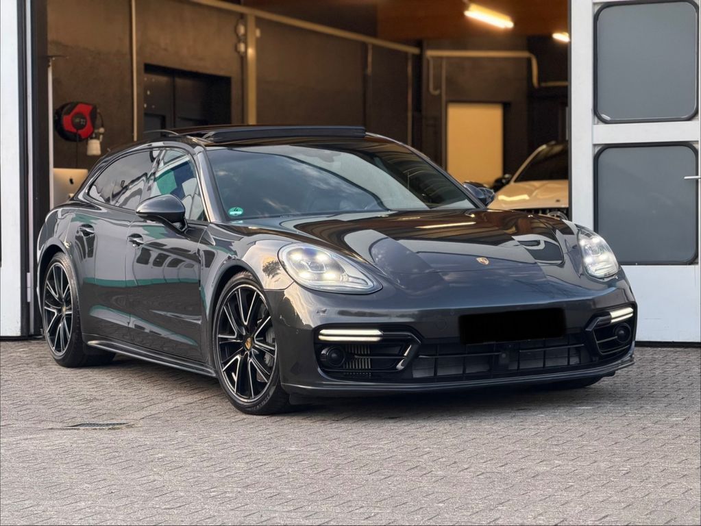 Image of Porsche Panamera