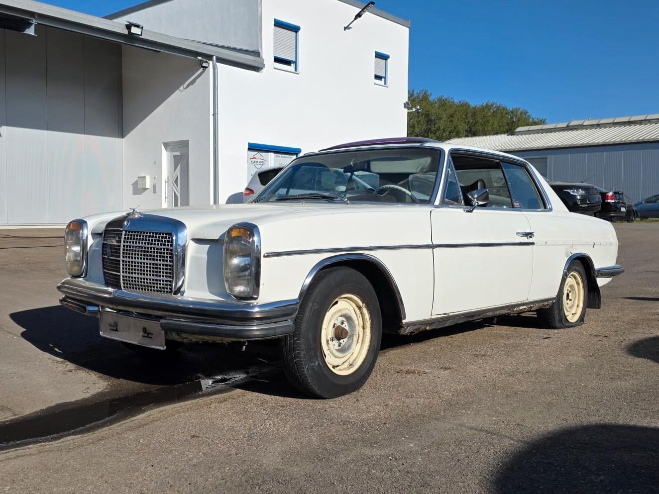 Mercedes-Benz C 250 W114  C114 // Coupe // Nur 108TKM //Nr 40
