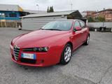 Alfa Romeo 159 2.0 JTDm Sportwagon Eco Distincti - rote Alfa Romeo 159