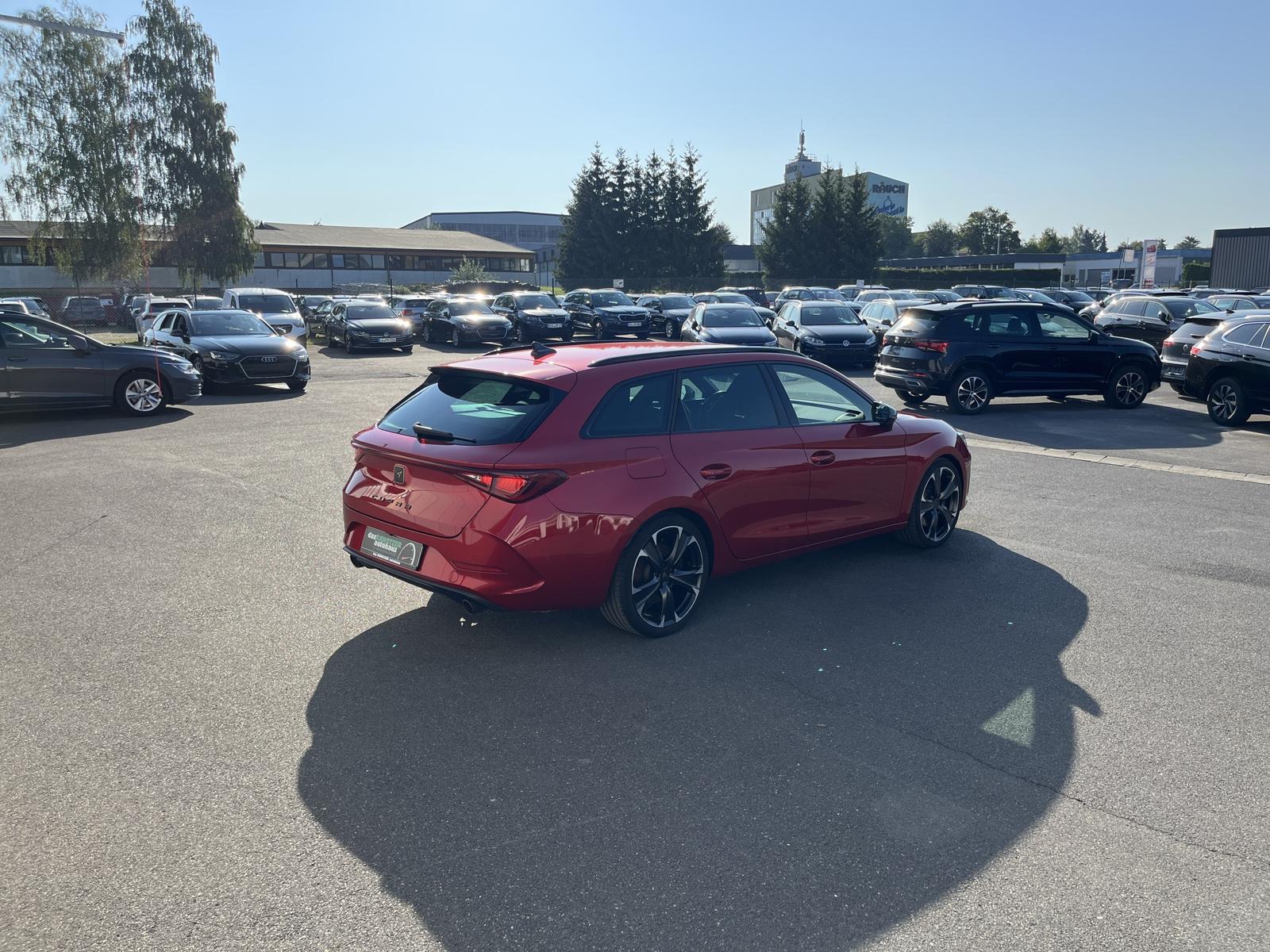Cupra Leon SP 2.0 TSI DSG VZ 156€ m.20% Anz. Navi RFK, миниатюра 8