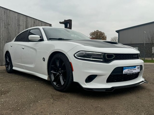 Dodge Charger V8 6,4  ALPINE SCAT-PACK NAVI R-CAM