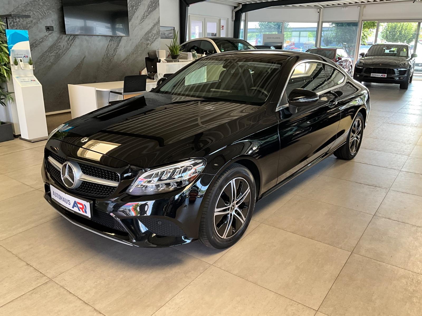 Mercedes-Benz C 180 Coupe Automatik*LED*Standheizung*
