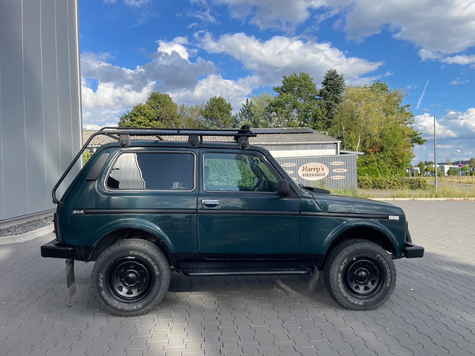 LADA NIVA - 82 CV - BVM - ATTELAGE FIXE