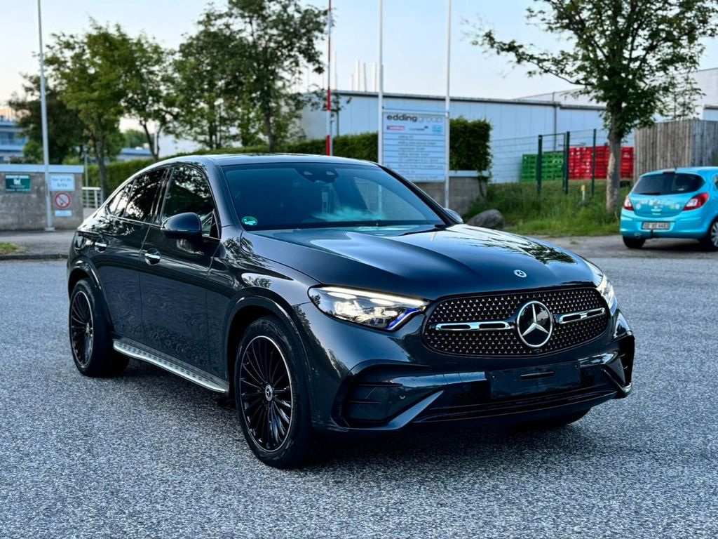 Image of Mercedes-Benz GLC 300