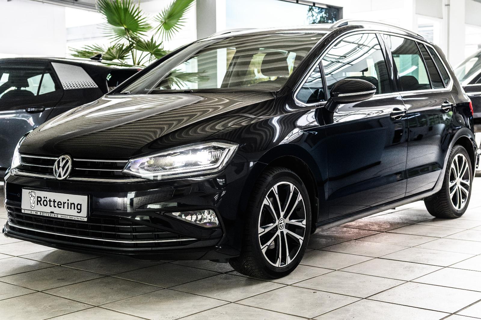 Volkswagen Golf Sportsvan VII Highl+AHK+LED+GJR+SHZ+NAV+RFK