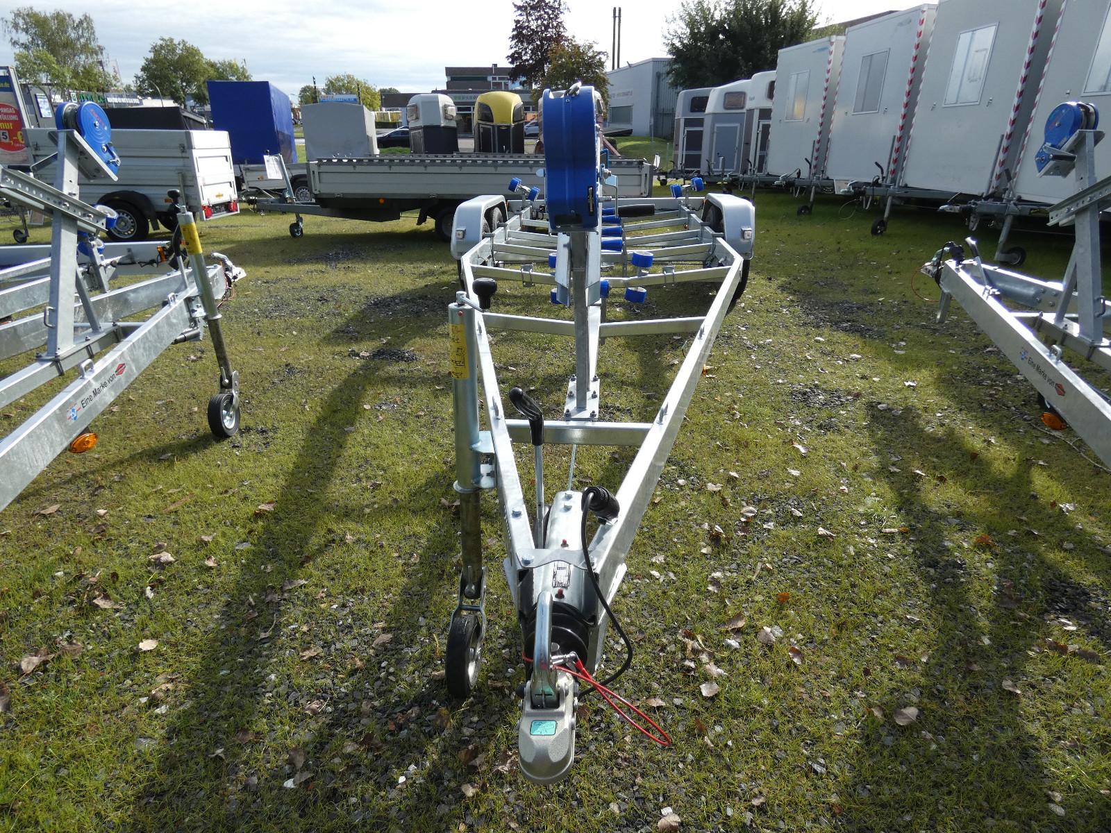 TPV BA 2700-R PKW Bootsanhänger