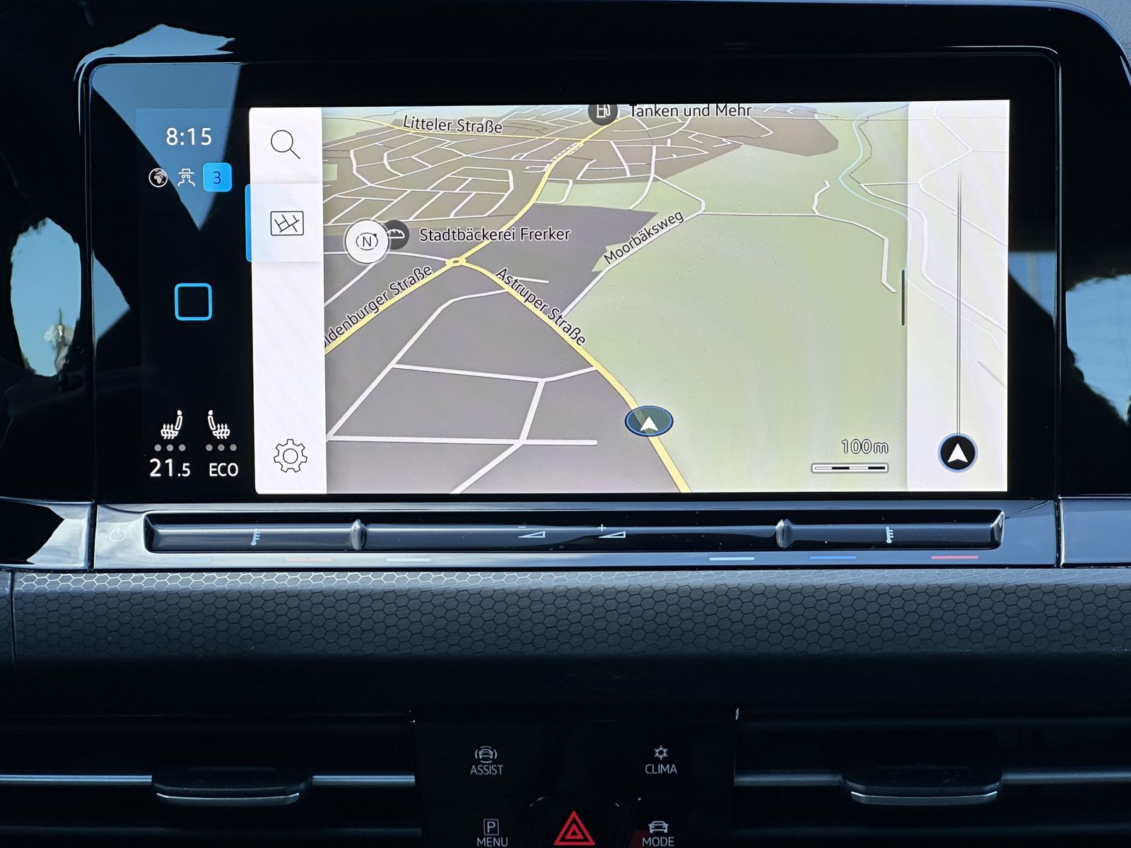 Fahrzeugabbildung Volkswagen Golf VIII GTE eHybrid NAV+LED+HEAD-UP+CARPLAY+VC