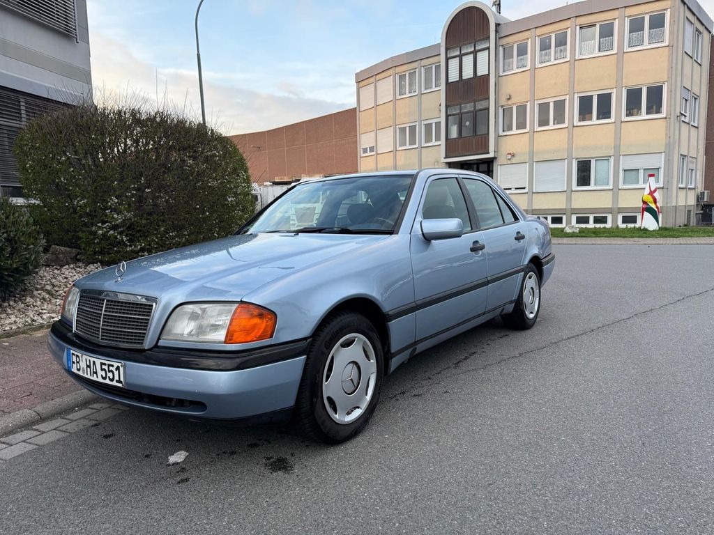 Angebot ansehen Mercedes-Benz C 180
