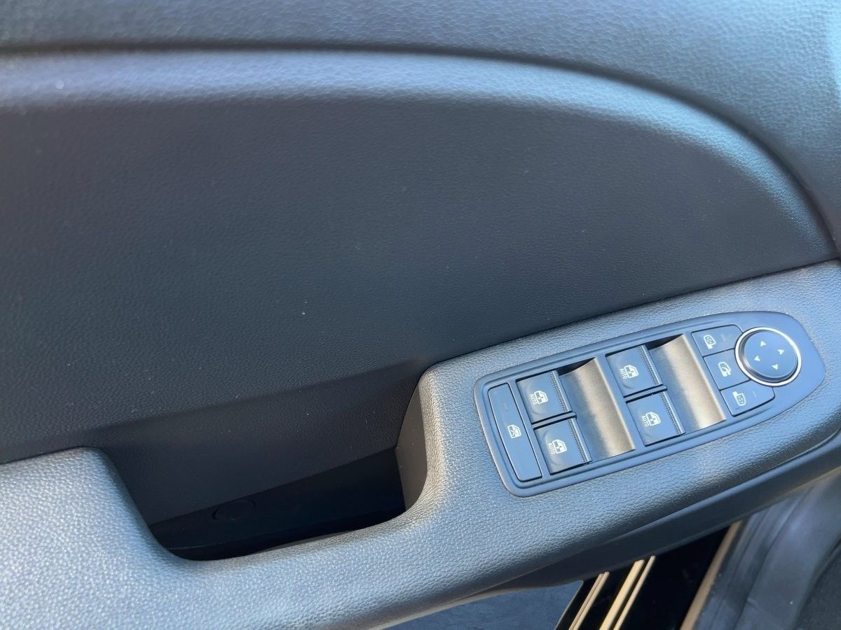 Renault Clio - Bild 13