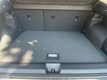 Volkswagen T-Roc - 4