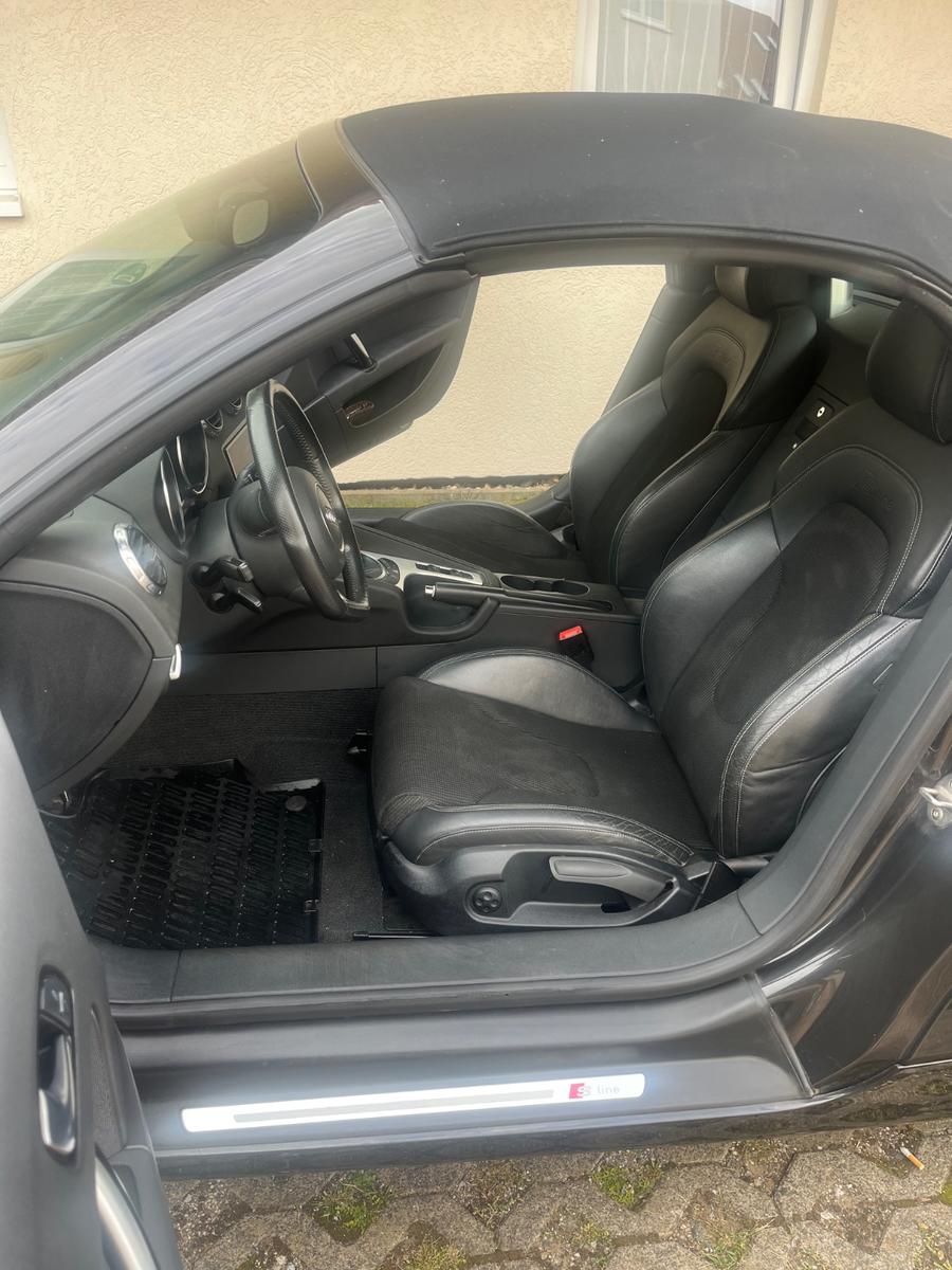 Audi TT Roadster 2.0 TFSI -