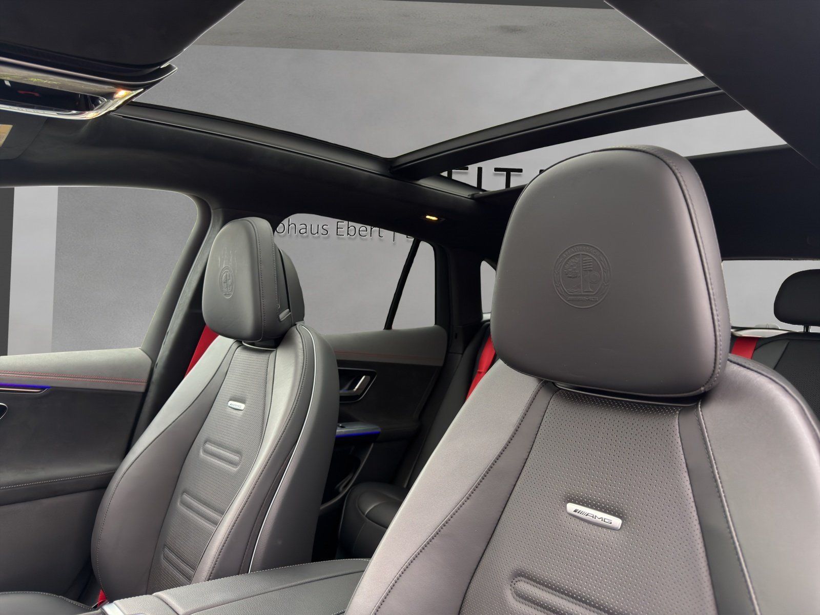 Fahrzeugabbildung Mercedes-Benz EQE43AMG SUV Prem+HYPER Carbon DYNAMIC+ 22kw HAL