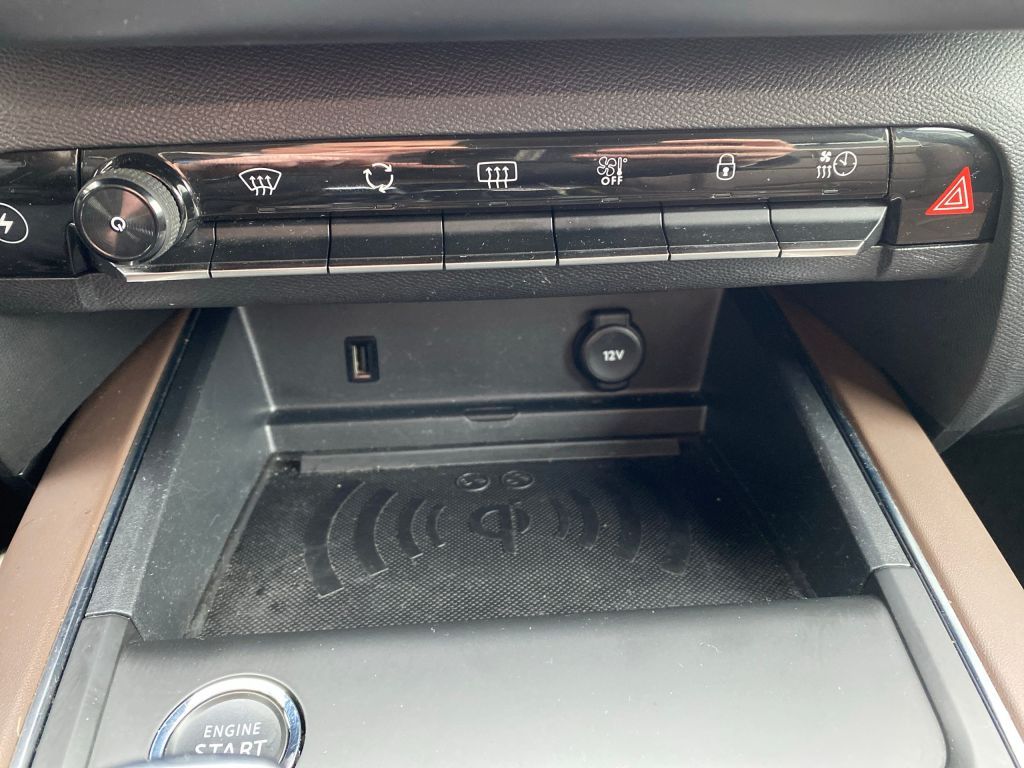 Fahrzeugabbildung Citroën C5 Aircross Hybrid 225 *Automatik* SHINE PACK