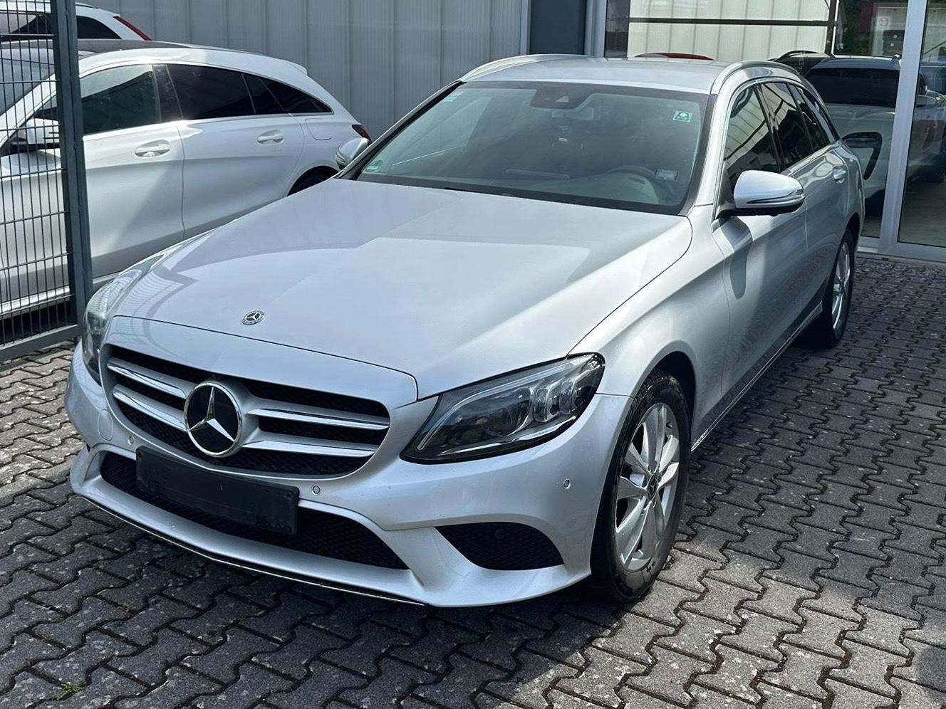 Mercedes-Benz C 300 d T 4Matic Avantgarde