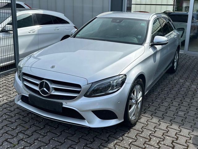 MERCEDES-BENZ C 300 d T 4Matic Avantgarde
