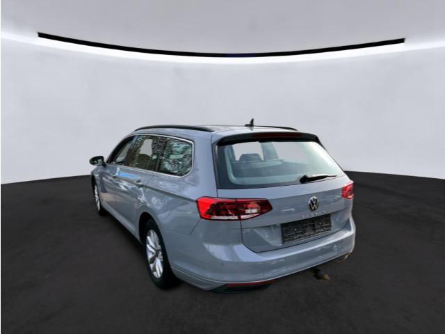 Volkswagen Passat Variant 2,0TDI DSG Pano AHK LED Navi Kame