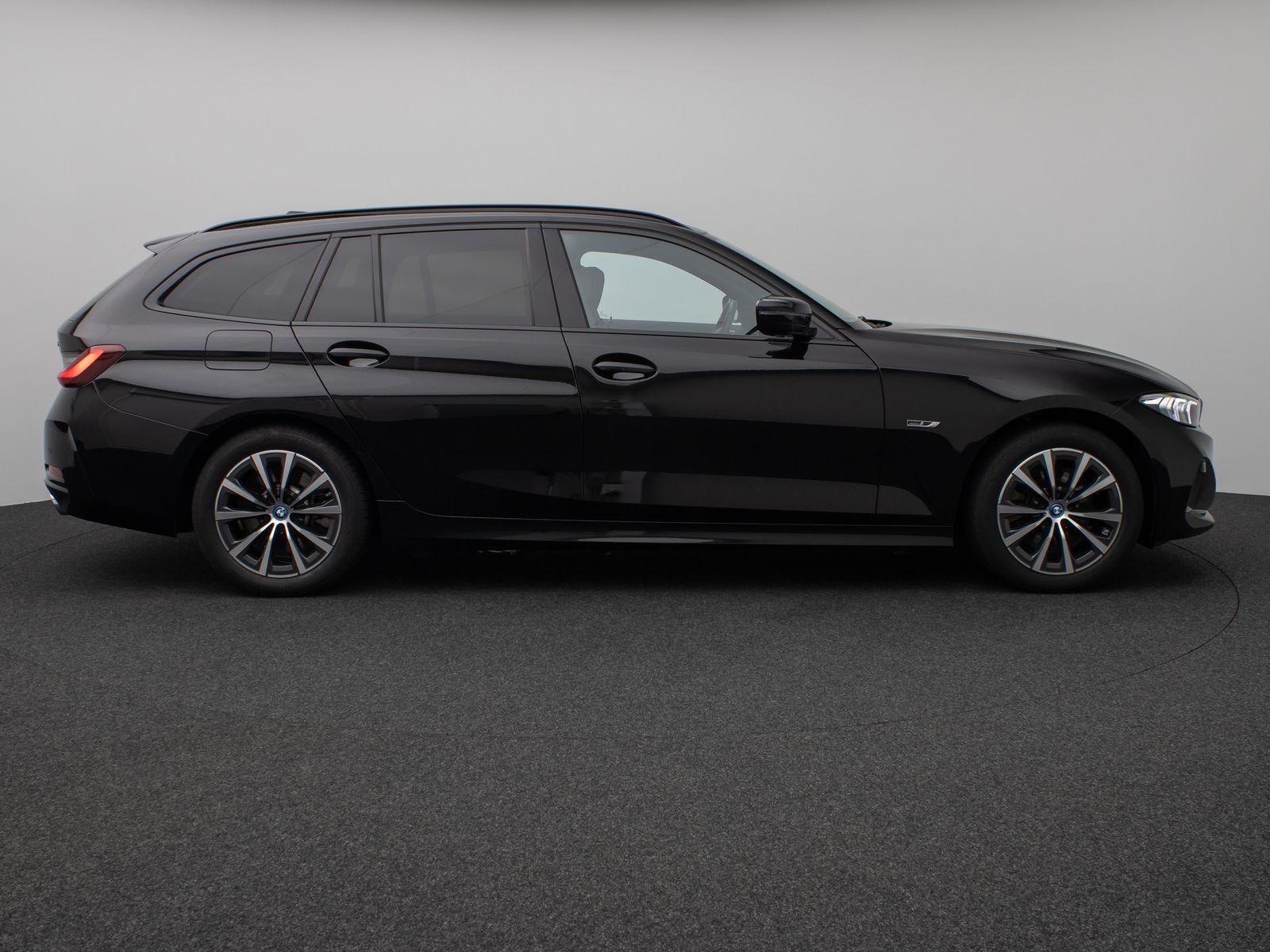 Fahrzeugabbildung BMW 320e DAB Widscreen Lordos Geschwindigkeitsreg