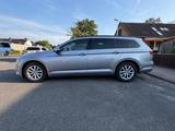 Volkswagen Passat Comfortline LED Navi AHK Digital Carplay  - VW Passat Variant Gebrauchtwagen in Hannover
