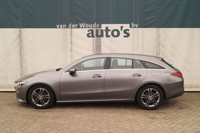 MERCEDES-BENZ CLA 180 Shooting Brake Business Solution -NAVI-E