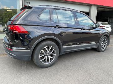 Volkswagen Tiguan - 5